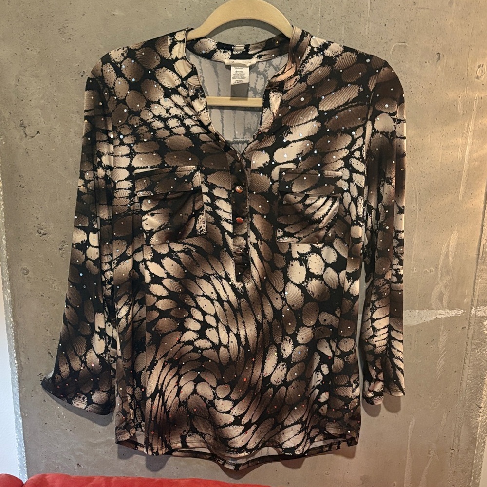 Chic Patterned Women's Blouse in Black and Brown with silver glitter